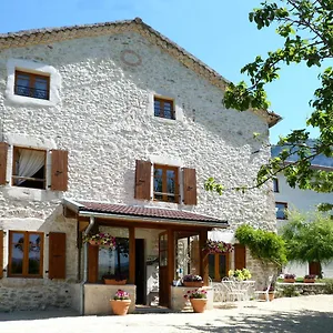  Hébergement de vacances La Ferme Du Château